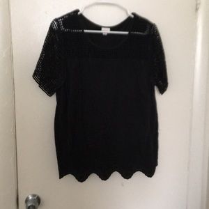 Black crochet shirt sleeved shirt